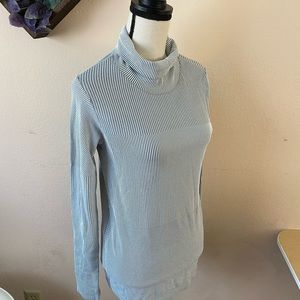 Athleta Top Sz M